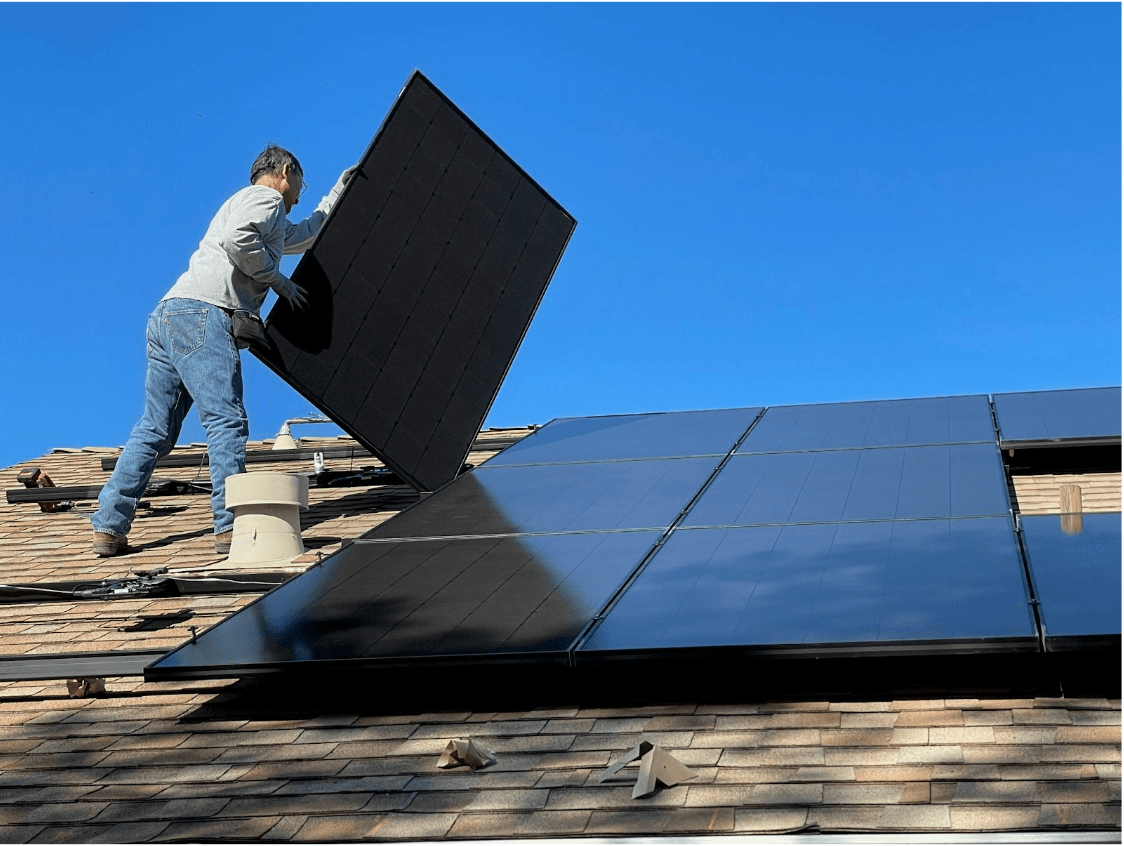 Monalee's AI-Driven Approach Revolutionizes Solar Panel Industry Amidst Market Turmoil