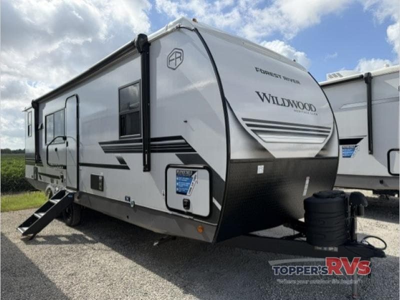 Topper's RVs Expands Heritage Glen Camper Inventory with New Ultra-Lite Travel Options for Texas Campers