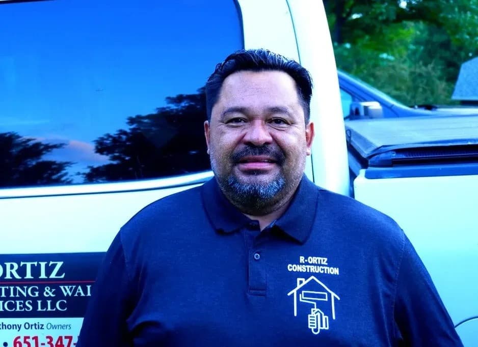R Ortiz Construction Expands Professional Painting and Drywall Services for Minneapolis Homeowners