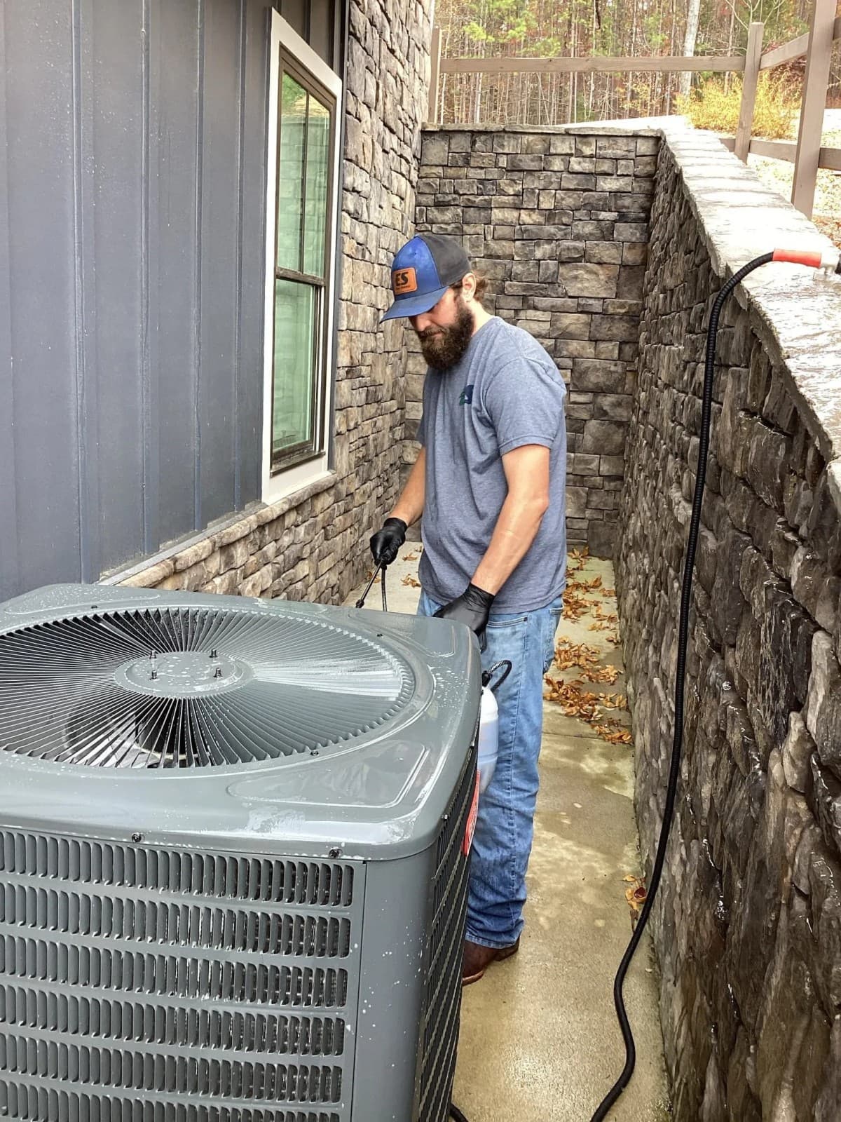 Heat Pump vs. Central A/C: A Side-by-Side Guide for Alabama Summers