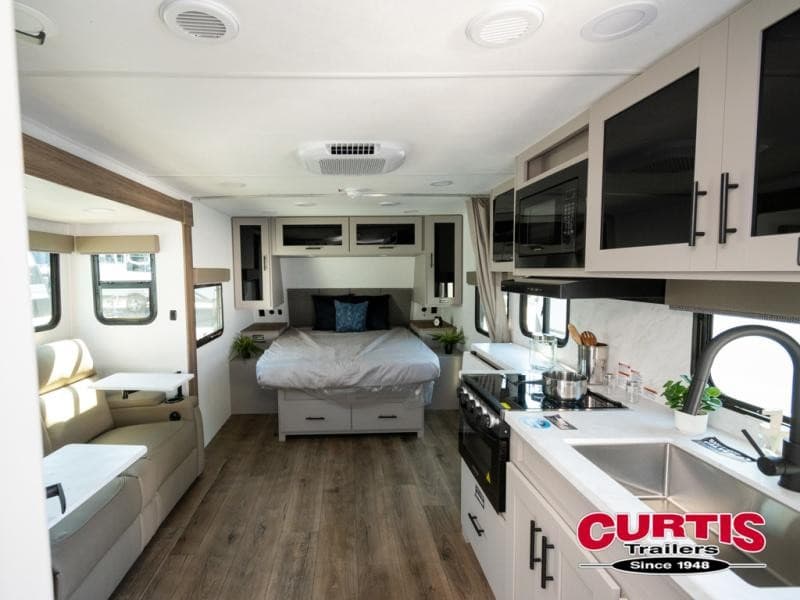 Curtis Trailers Expands 2026 RV Inventory in Portland with New Alliance RV and Lightweight Models