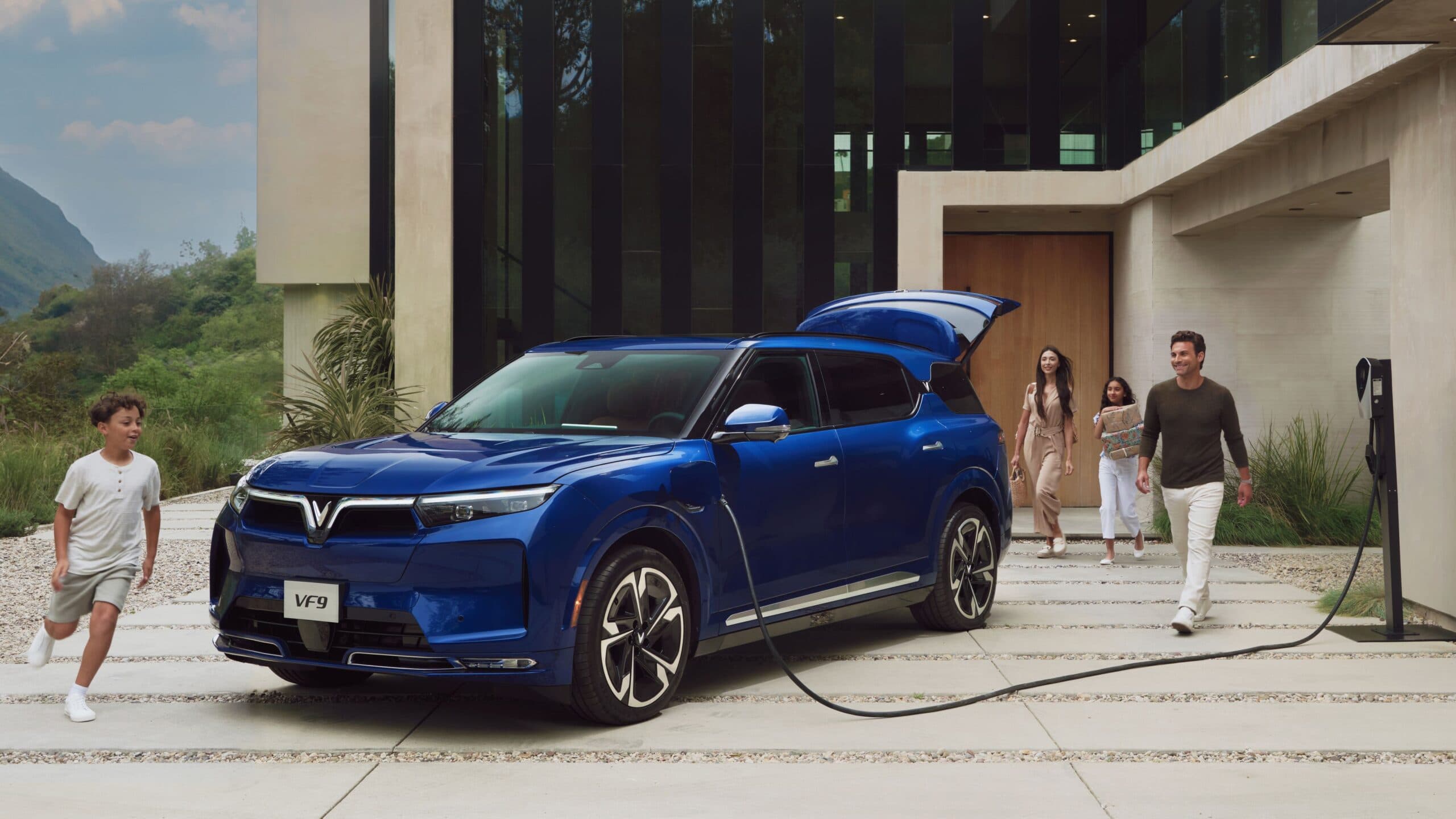 VinFast Sets New Standard in EV Market with Industry-Leading Warranty