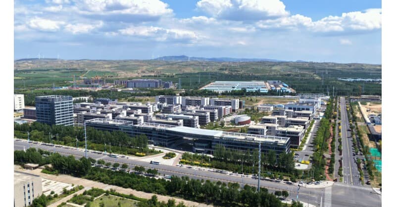 Inner Mongolia's Green Data Centers: Turning Wind into AI Computing Power