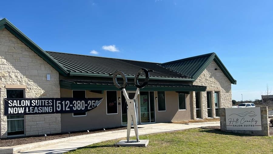 Hill Country Salon Suites Unveils July 2024 Move-In Specials to Empower Beauty Entrepreneurs