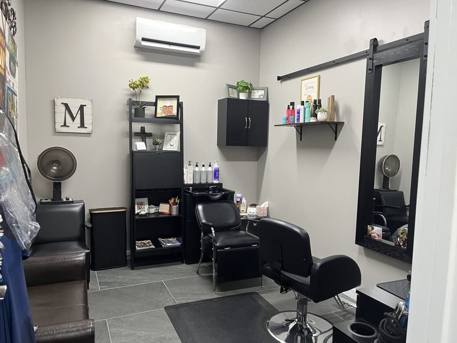 Veteran Hairstylist's Leap into Entrepreneurship Highlights Growing Trend in Beauty Industry