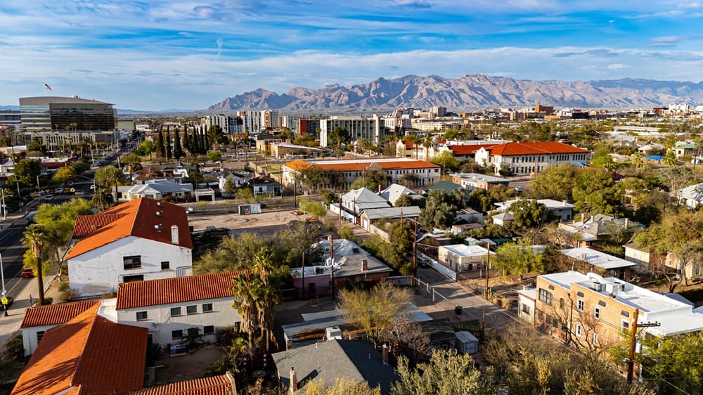 Out-of-State Buyers Often Choose Wrong Tucson Neighborhoods Under Social Pressure, Expert Warns