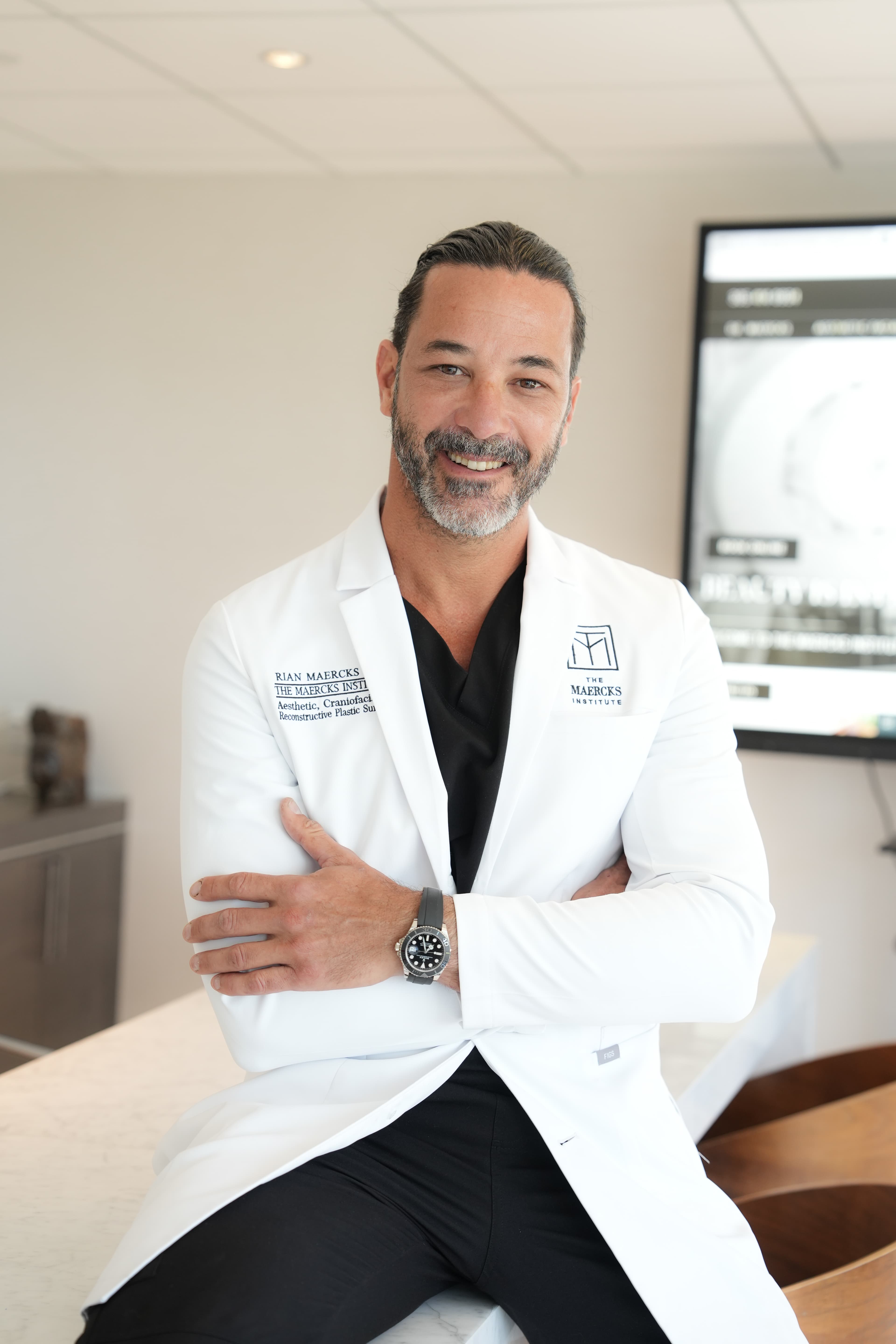 The MAERCKS Lift™: A Revolutionary Approach to Facial Rejuvenation Without Anesthesia