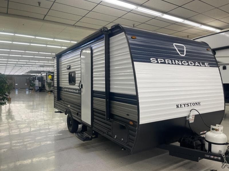 RnR RV Center Expands Liberty Lake Location with 75 Additional RV Units and Enhanced Service Capacity