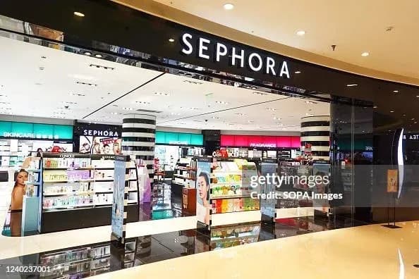 Sephora Expands Global Beauty Access Through Worldwide Shopping Platform
