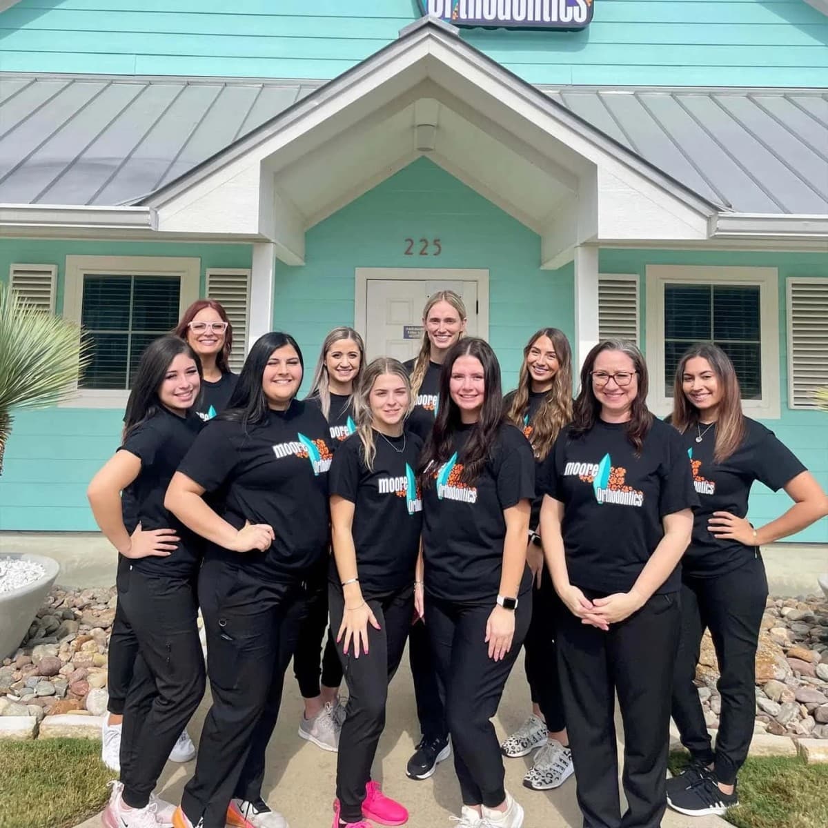 Braces vs. Invisalign: What Waxahachie Patients Should Know