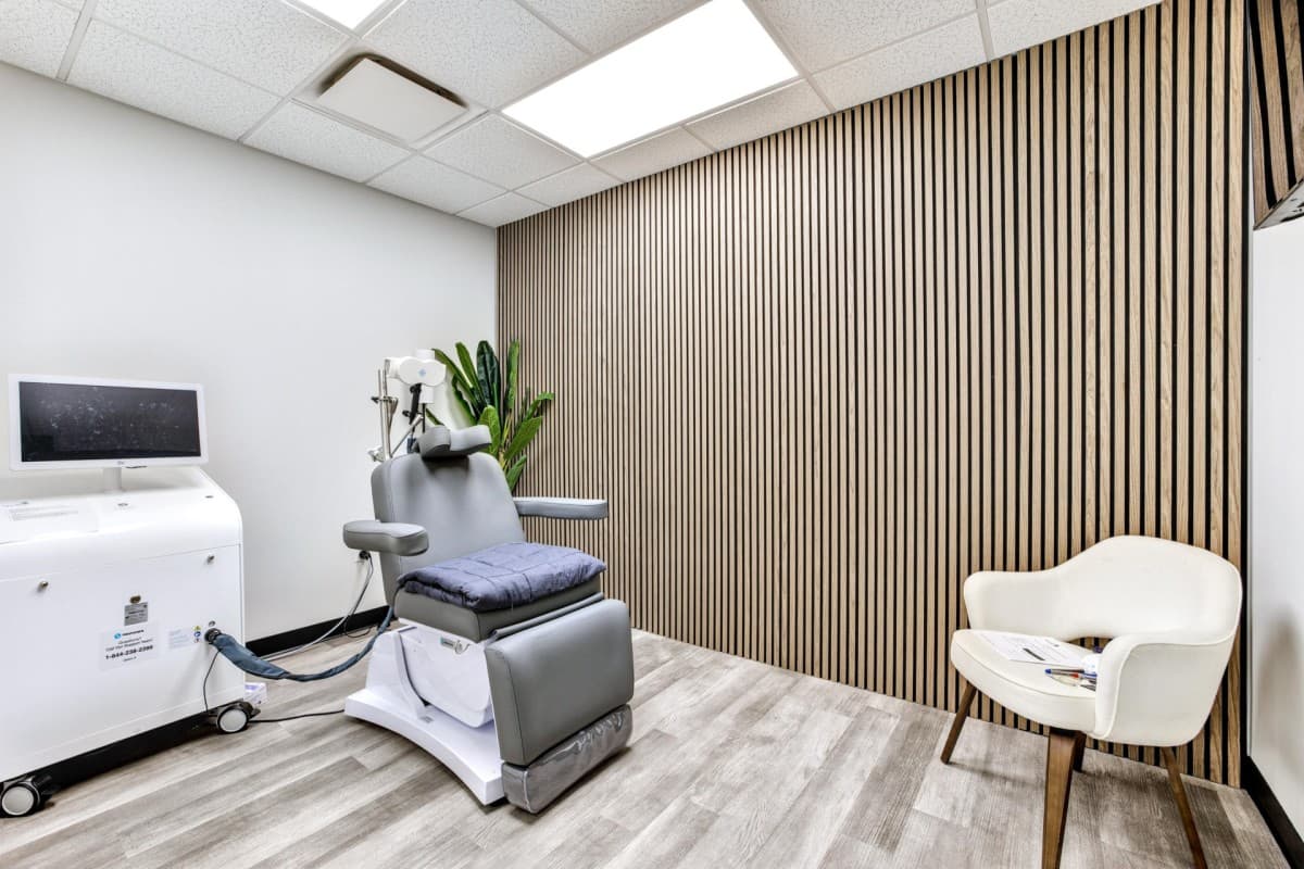 Scottsdale Psychiatry Clinic Expands Interventional Options with Esketamine Therapy Alongside TMS