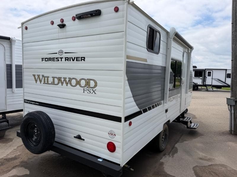 Hilltop Camper & RV Expands Used Camper Sales in Minnesota, Tapping Growing Demand for Affordable RVs