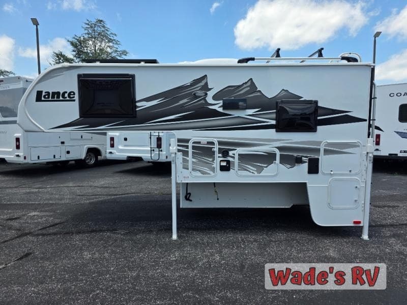 Wade's RV Expands Inventory Across Oklahoma and Missouri, Offering Diverse Options for Buyers