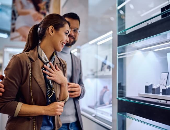 Jewelry Businesses Embrace Specialized Ecommerce Platforms for Digital Growth